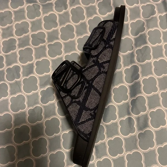 Valentino Garavani Navy Monogram Slides display picture 2